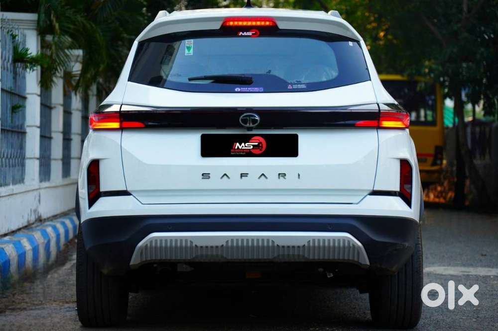 Tata Safari Accomplished X Plus 6 Str Dark Edition At, 2026, Diesel