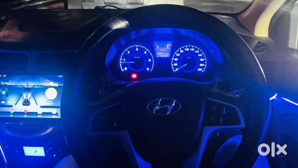 Hyundai Fluidic Verna 2012 Diesel. Good Condition 90000 Km Driven