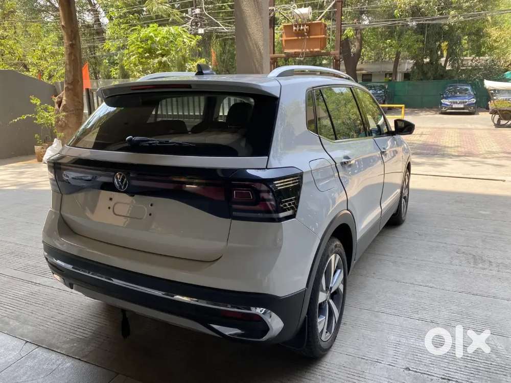 Volkswagen Taigun 1.0 Petrol Automatic 2022