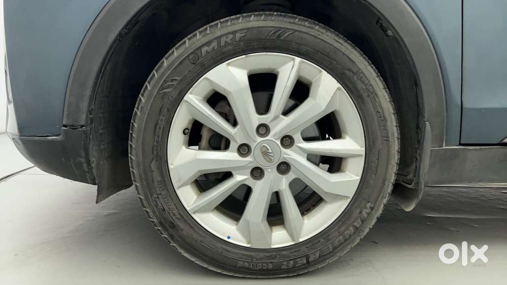 Mahindra Xuv300 W8, 2022, Petrol