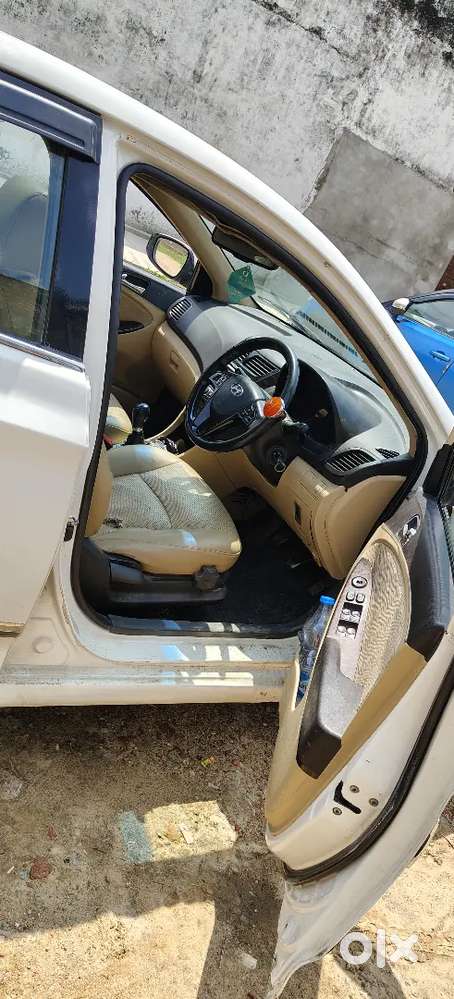 Hyundai Verna Crdi 2014 2nd Owner New Condition Urgent Sell
