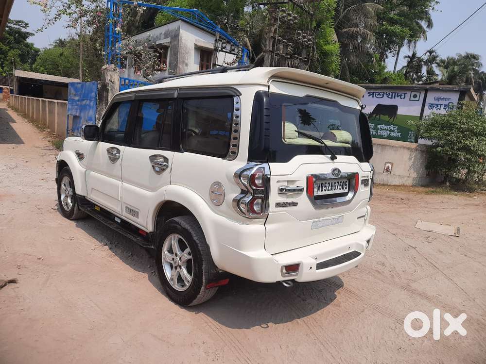 Mahindra Scorpio S10, 2017, Diesel