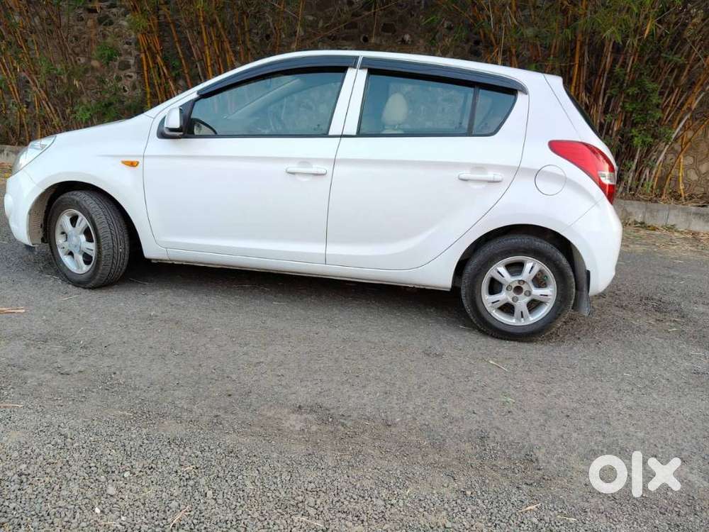 Hyundai I20 2009-2011 Asta, 2010, Petrol