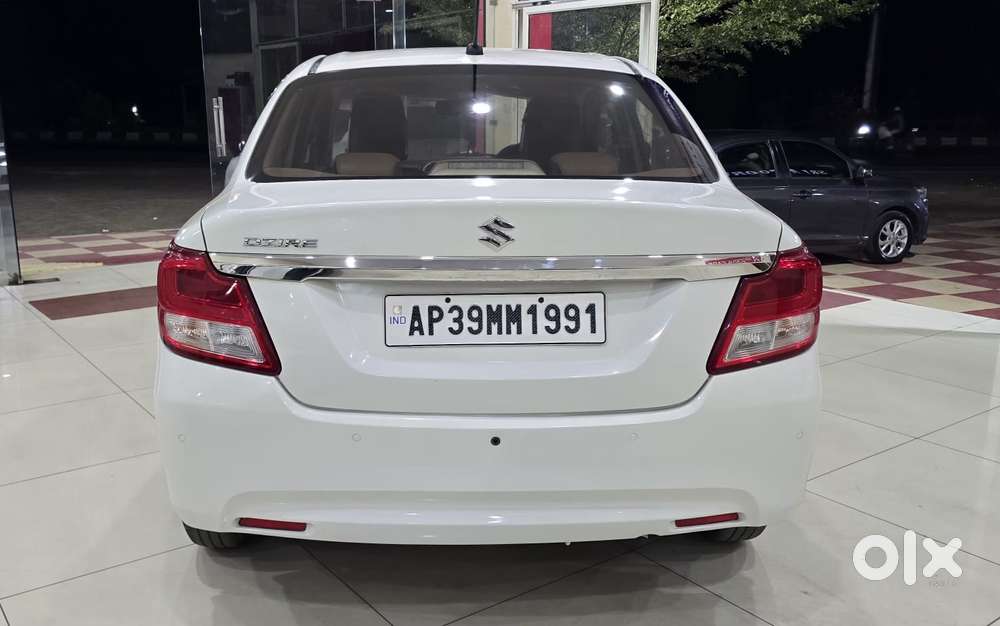 Maruti Suzuki Swift Dzire, 2022, Petrol