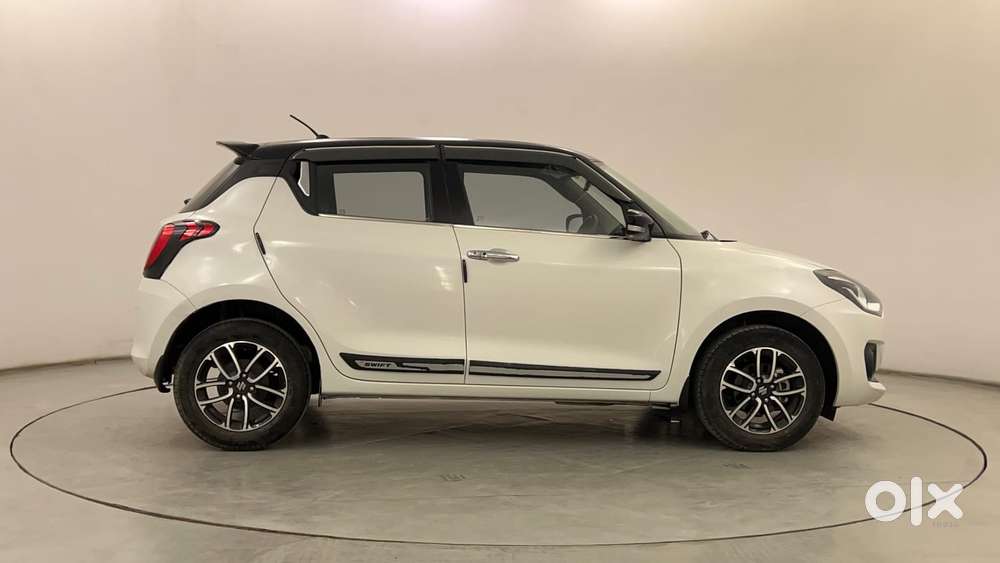 Maruti Suzuki Swift Zxi Plus Dual Tone, 2022, Petrol