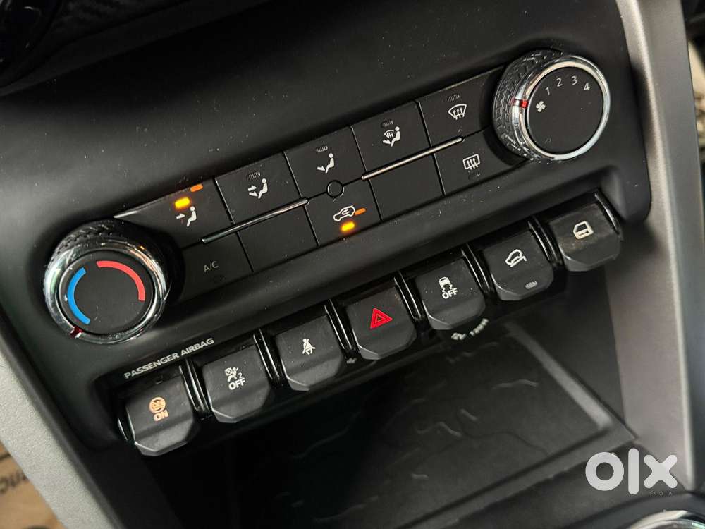 Mahindra Thar 2.0 Lx Hard Top Petrol At 4 Rwd, 2024, Petrol