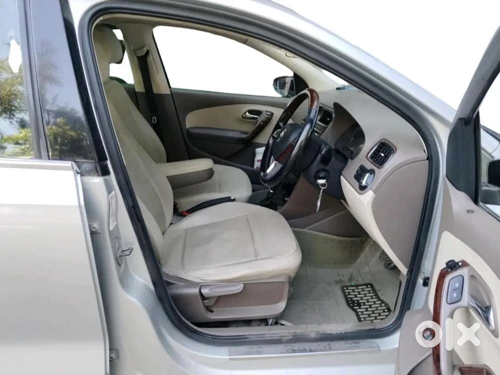 Skoda Rapid 1.5 Ambition 2016
