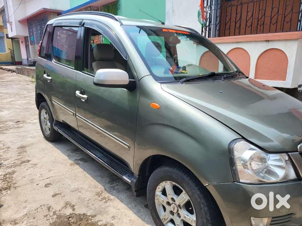 Mahindra Quanto Top Model