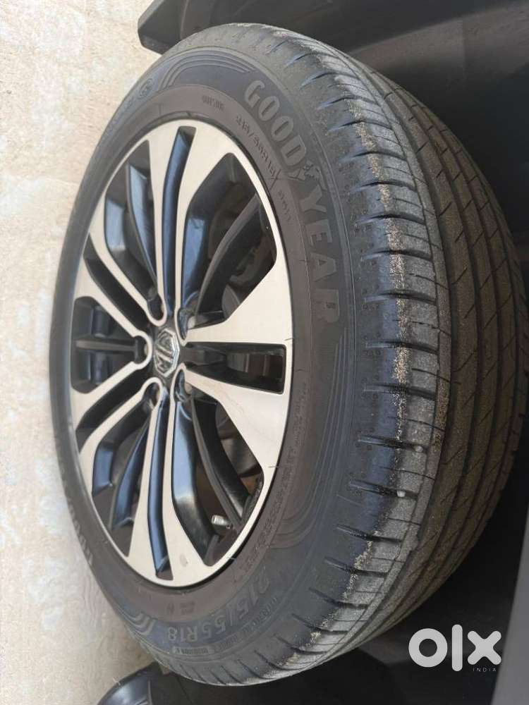Mg Hector Plus Sharp Pro 1.5 Turbo Petrol Cvt 6 Str, 2023, Petrol