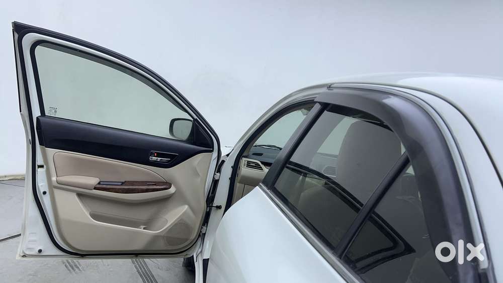 Maruti Suzuki Dzire 1.2 Zxi Amt, 2019, Petrol