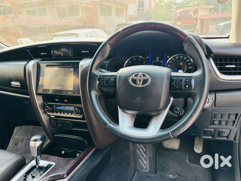 Toyota Fortuner 4x2 At 2.8 Diesel, 2019, Diesel