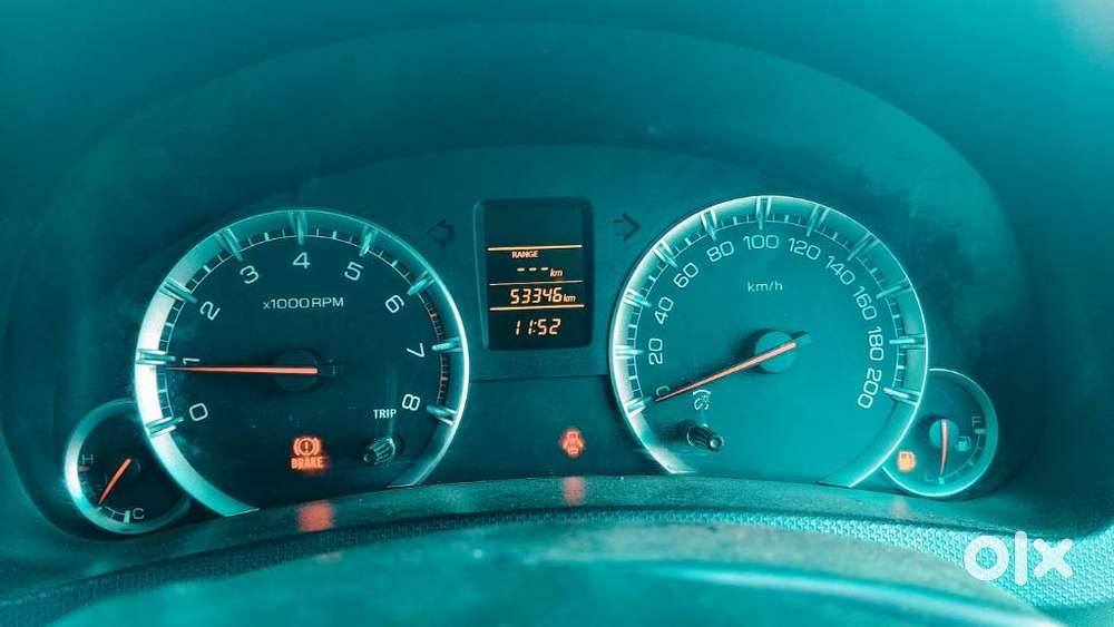 Maruti Suzuki Swift Dzire 1.2 Vxi Bsiv, 2014, Petrol