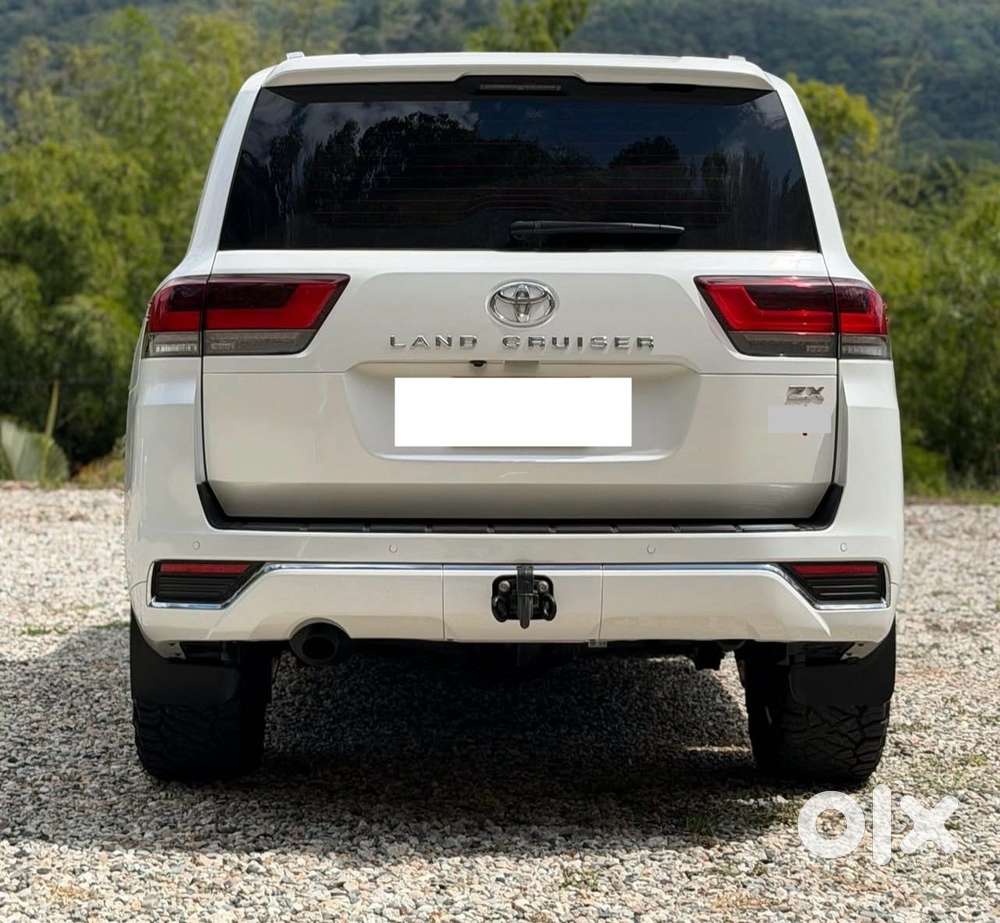 Toyota Land Cruiser 3.3 Zx Diesel, 2023, Diesel