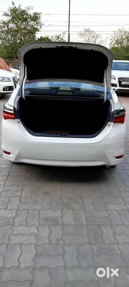 Toyota Corolla Altis 1.8 Vl, 2018, Petrol