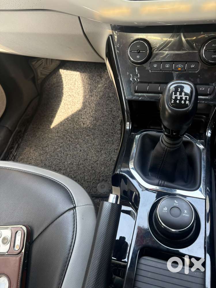 Tata Nexon 1.5 Revotorq Xz Plus (s), 2023, Petrol