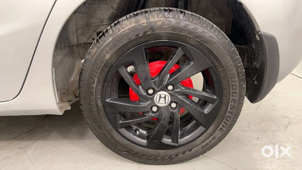 Honda Jazz V At I-vtec, 2015, Petrol