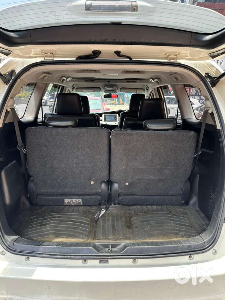 Toyota Innova Crysta 2.4 Z 7 Str, 2016, Diesel