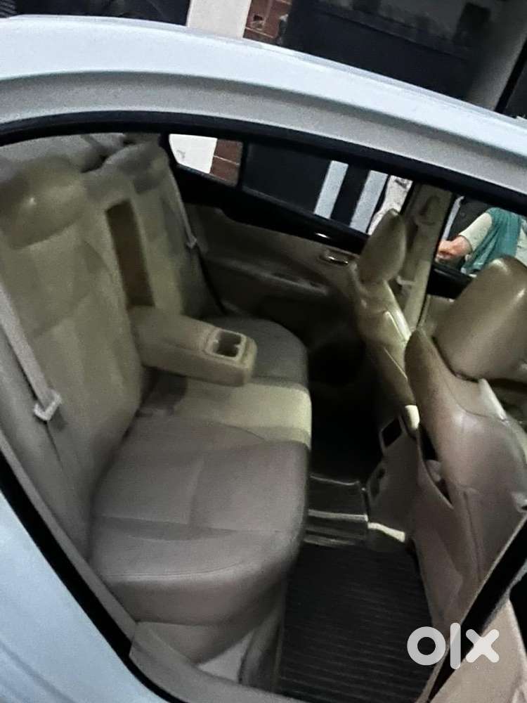Maruti Suzuki Ciaz White Top Alpha In Brand New Conditio