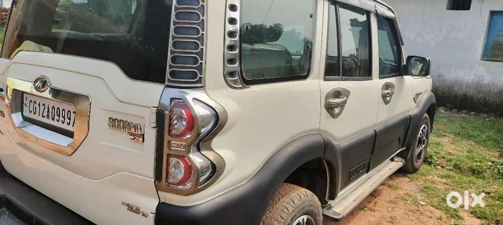 Mahindra Scorpio 2017 Diesel 130000 Km Driven
