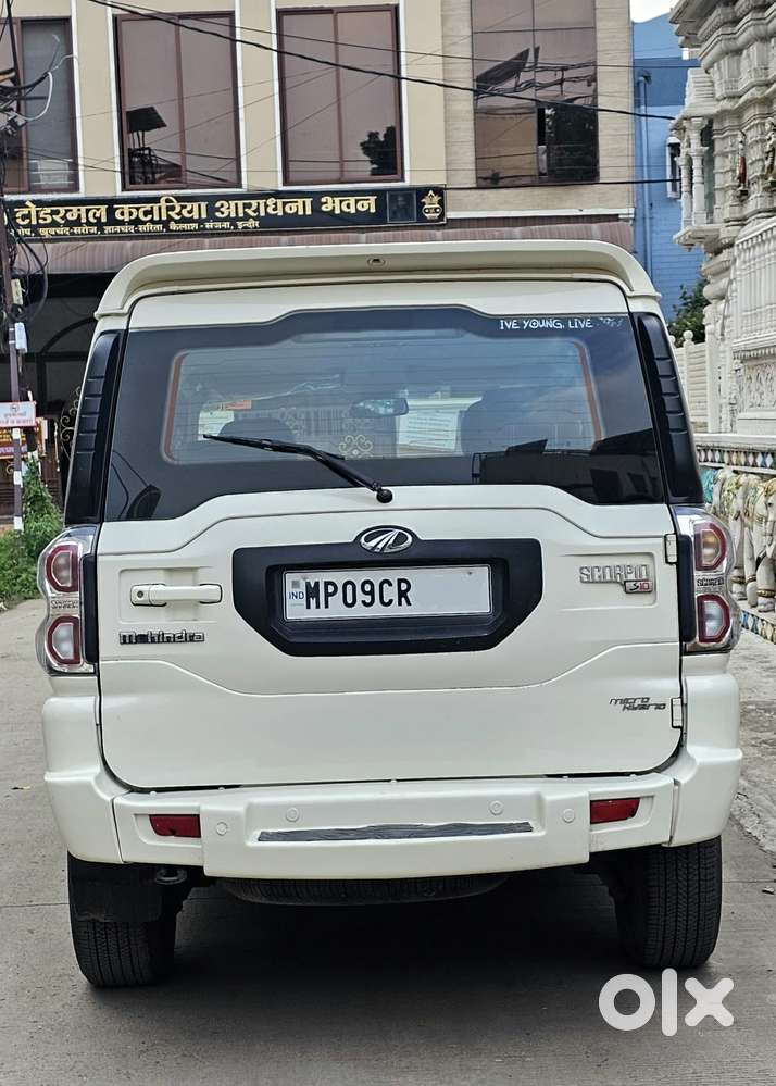 Mahindra Scorpio S10 7 Seater, 2015, Diesel