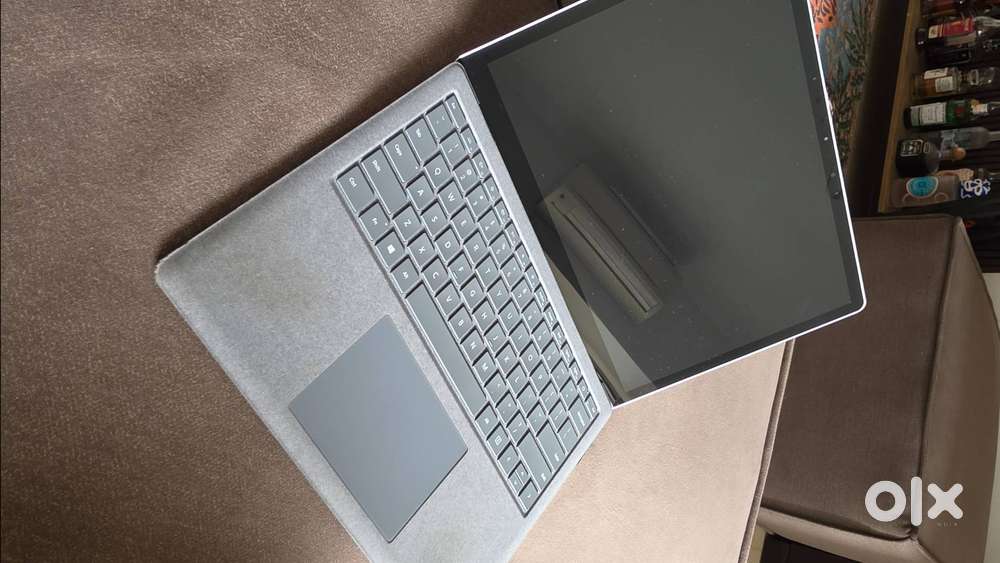 Microsoft Surface Laptop 3 i5 8GB 256GB  Excellent Condition