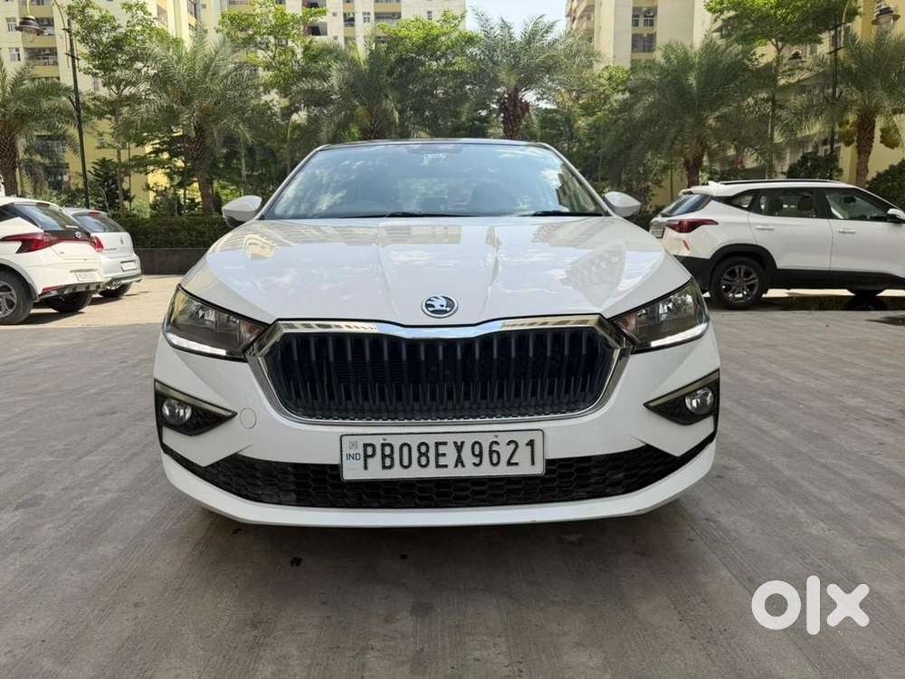 Skoda Slavia 2022 Petrol In Warranty