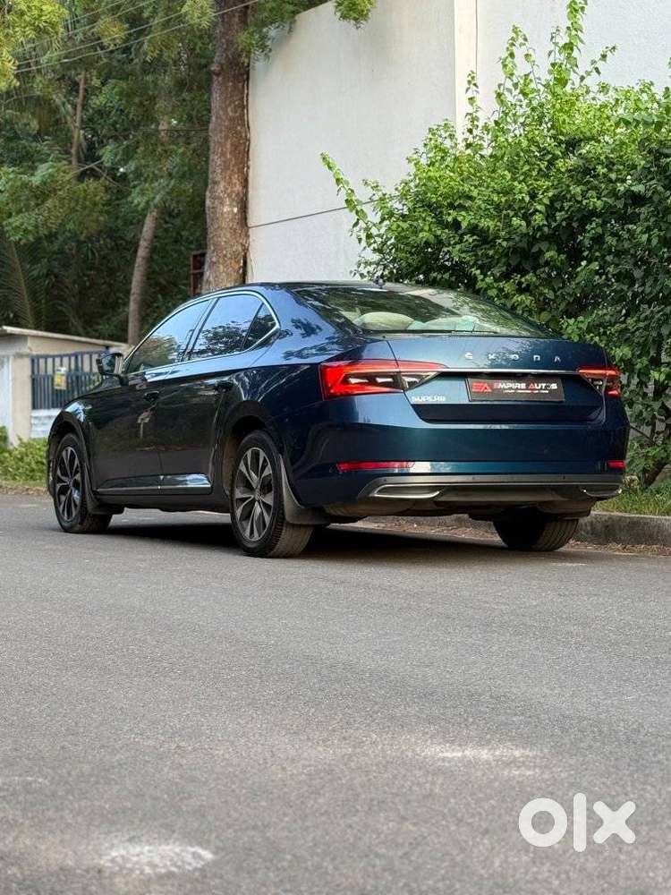 Skoda Superb 2.0 L&k Tsi At, 2022, Petrol