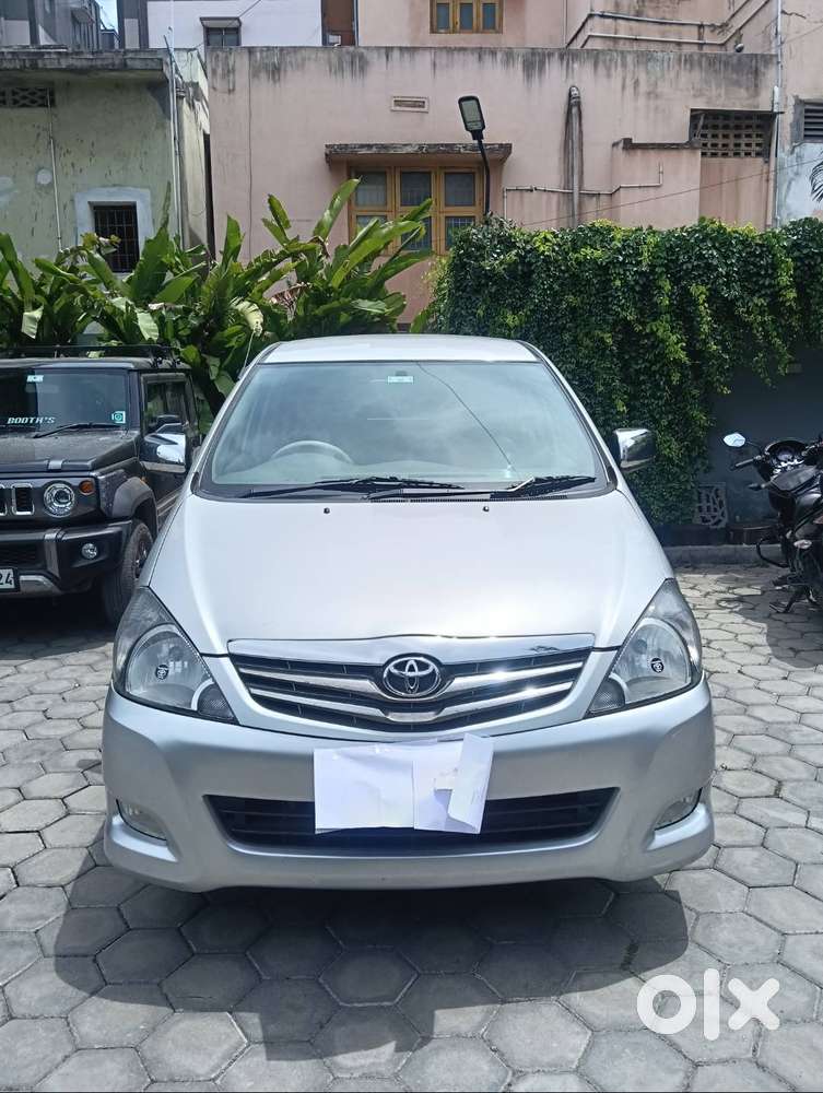 Innova 2010 Model 2nd Owner