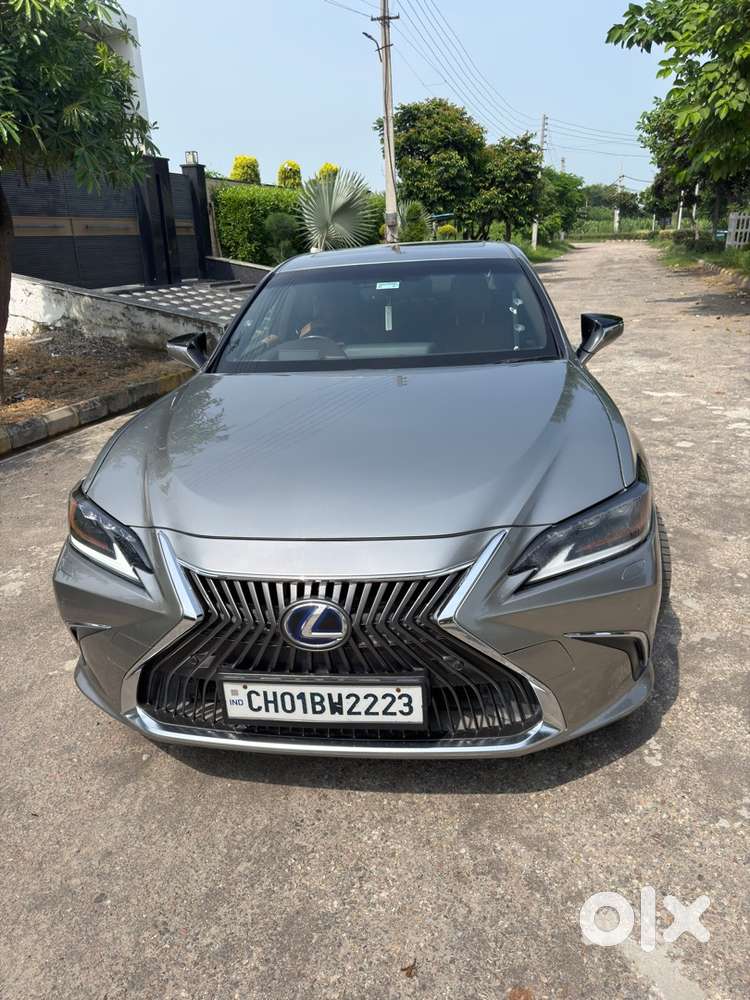 Lexus Es 300h 2019 Model
