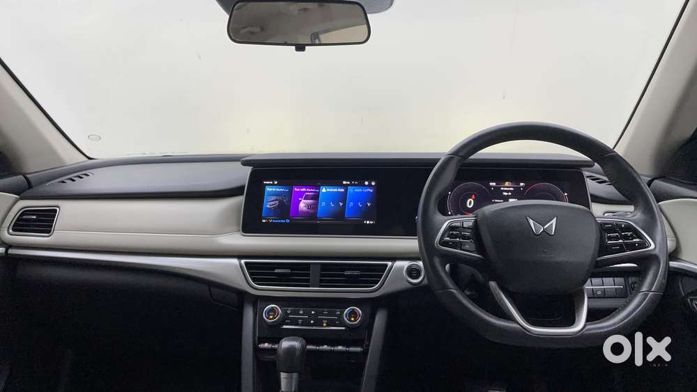 Mahindra Xuv700 2.0 Ax 7 Petrol At Str, 2021, Petrol