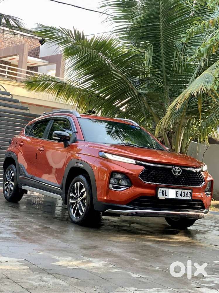Toyota Urban Cruiser Taisor V 1.0 Petrol At, 2024, Petrol