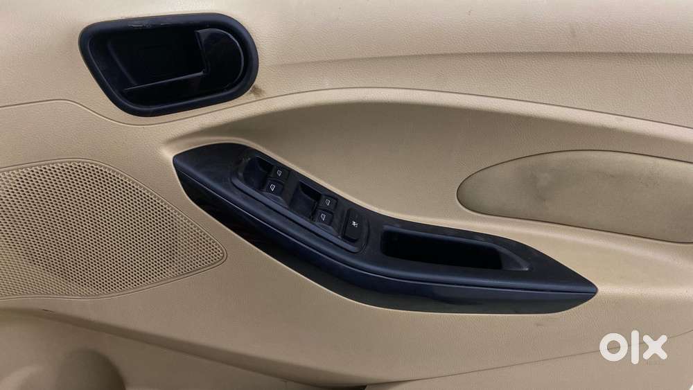Ford Figo Aspire Titanium, 2017, Petrol