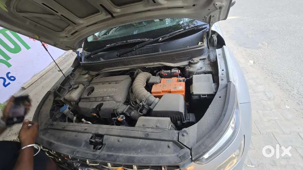 Hyundai Venue 2020 Diesel Well Maintained