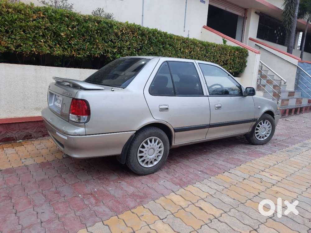 Maruti-suzuki Esteem 2006 Car