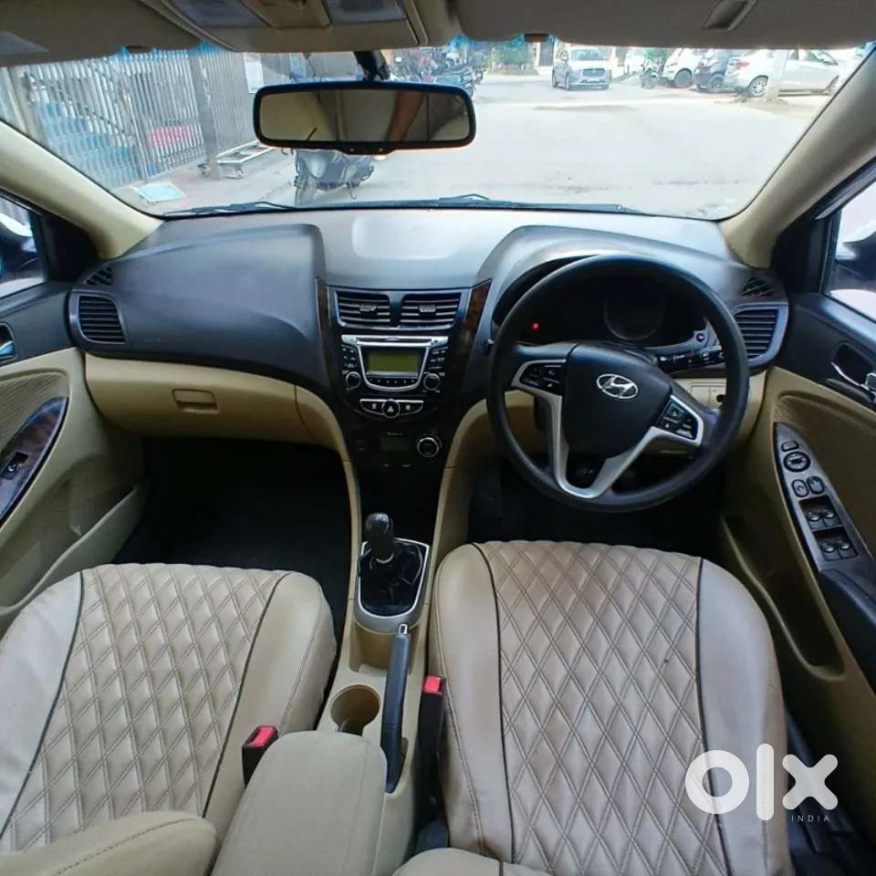 Hyundai Verna Fluidic 1.6 Vtvt Sx, 2014, Petrol