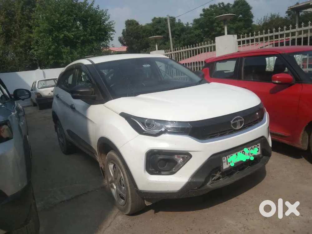 Tata Nexon 2022 Petrol