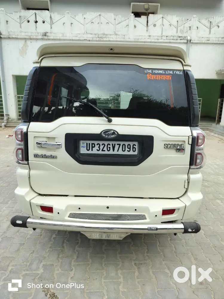 Mahindra Scorpio 2016 Diesel 2.2 S8 7 Str