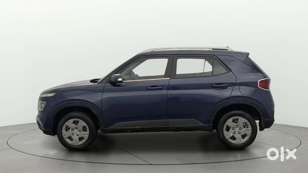 Hyundai Venue 1.2 S Plus, 2022, Petrol