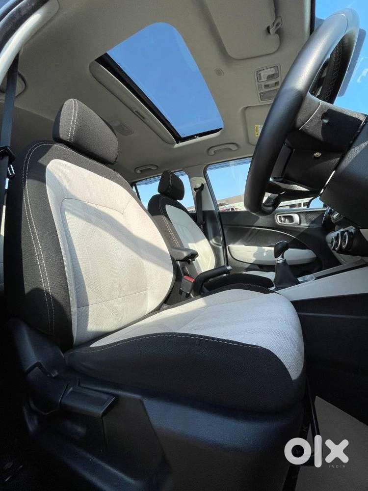 Hyundai Venue Sx, 2022, Petrol