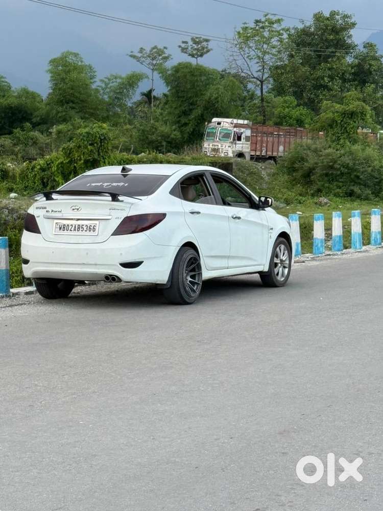 Hyundai Verna 2012 Petrol Well Maintained