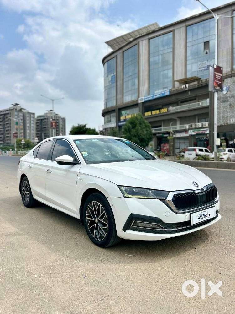 Skoda Octavia 2.0 L K Tsi At, 2019, Petrol