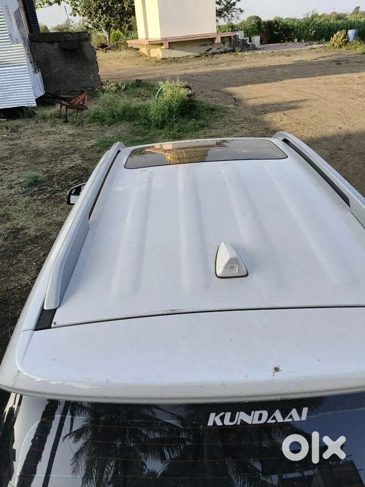 Hyundai Venue 2025 Petrol 15500 Km Driven