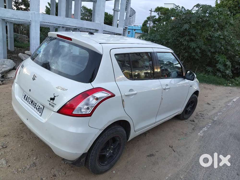 Maruti Suzuki Swift Petrol Manual For Sale.