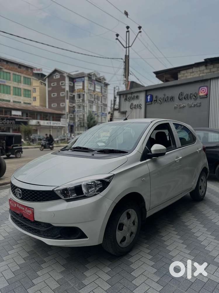 Tata Tiago 1.2 Revotron Xt, 2018, Petrol