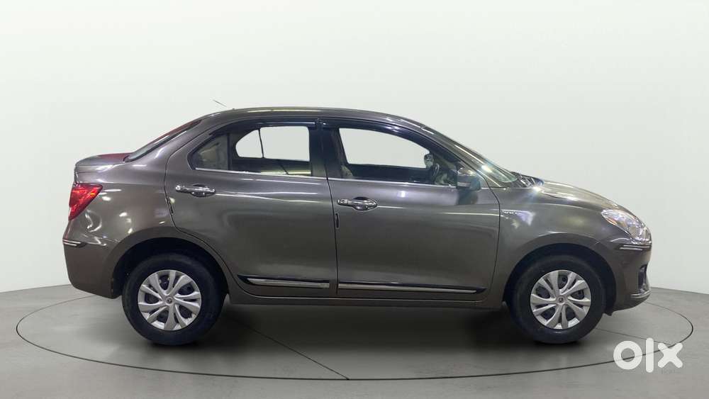 Maruti Suzuki Swift Dzire 1.2 Vxi Bsiv, 2018, Petrol