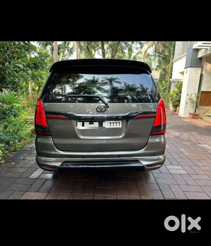 Toyota Innova 2013 Diesel Well Maintained