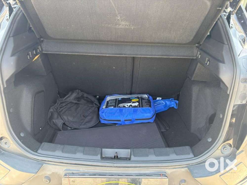 Tata Nexon Fearless 1.2 Revotron Petrol 7dca  Dt, 2024, Petrol