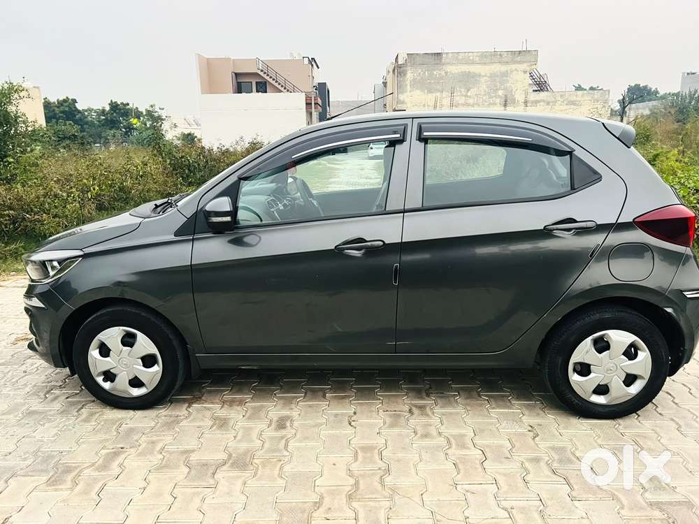 Tata Tiago 1.2 Revotron Xt (o), 2021, Petrol