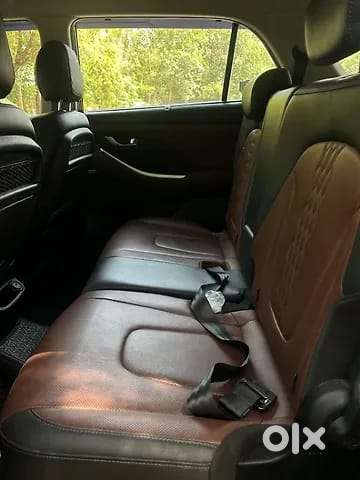 Hyundai Alcazar 2.0 Signature (o) Petrol At 7 Str, 2022, Petrol