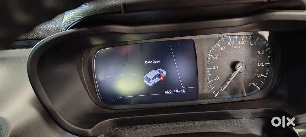 Tata Altroz Dark Edition